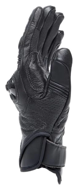 Dainese Blackshape Motorhandschoen -Professionele Winkel Voor Motoruitrusting 025103 100 4 Dainese Blackshape Leather Gloves